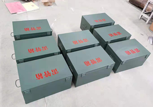 科尔沁炸药箱和雷管箱一般是怎么存放的？