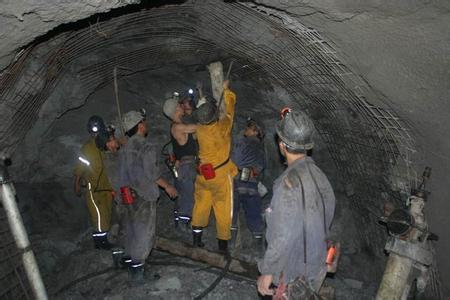 科尔沁工程爆破中的危险因素分析以及应对工程爆破危险的措施